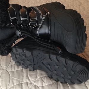Kids Snow boots size 13, $9 each pair